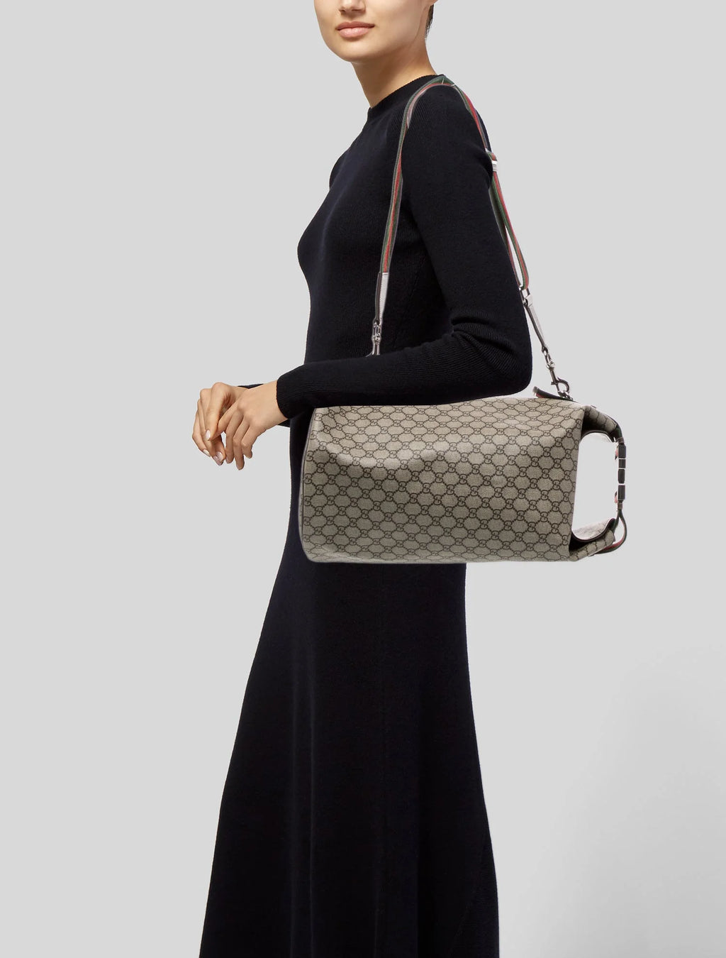 GG Canvas Messenger Bag