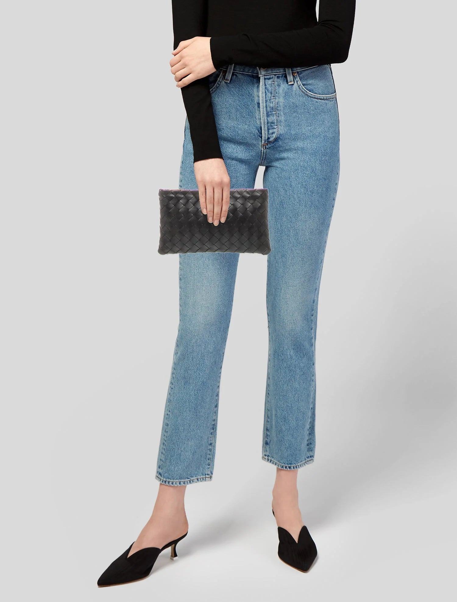 Intrecciato Flat Pouch Medium w/ Tags